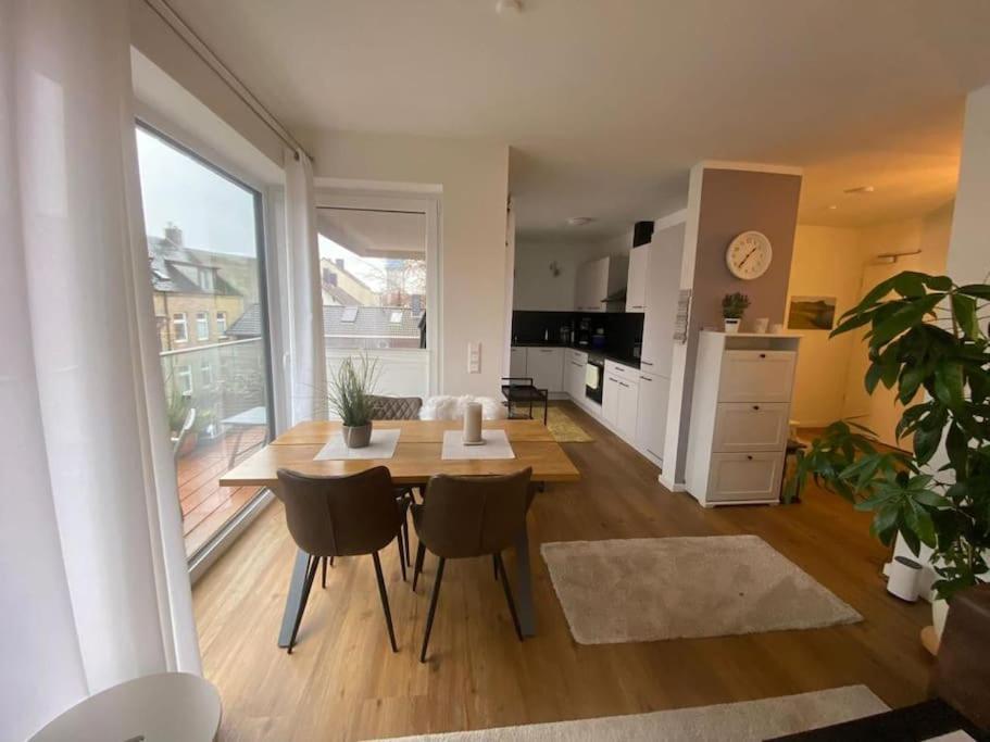 Moderne Penthouse Wohnung Шлезвіг Екстер'єр фото